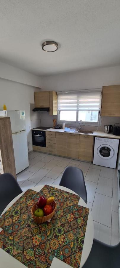 Lovely 1Betroom Apartment Near The Beach بيلا المظهر الخارجي الصورة
